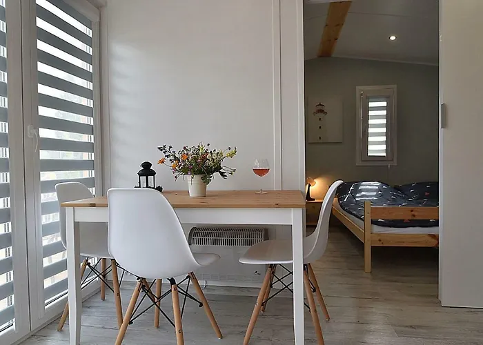 Nyaraló Domki Przy Morzu *